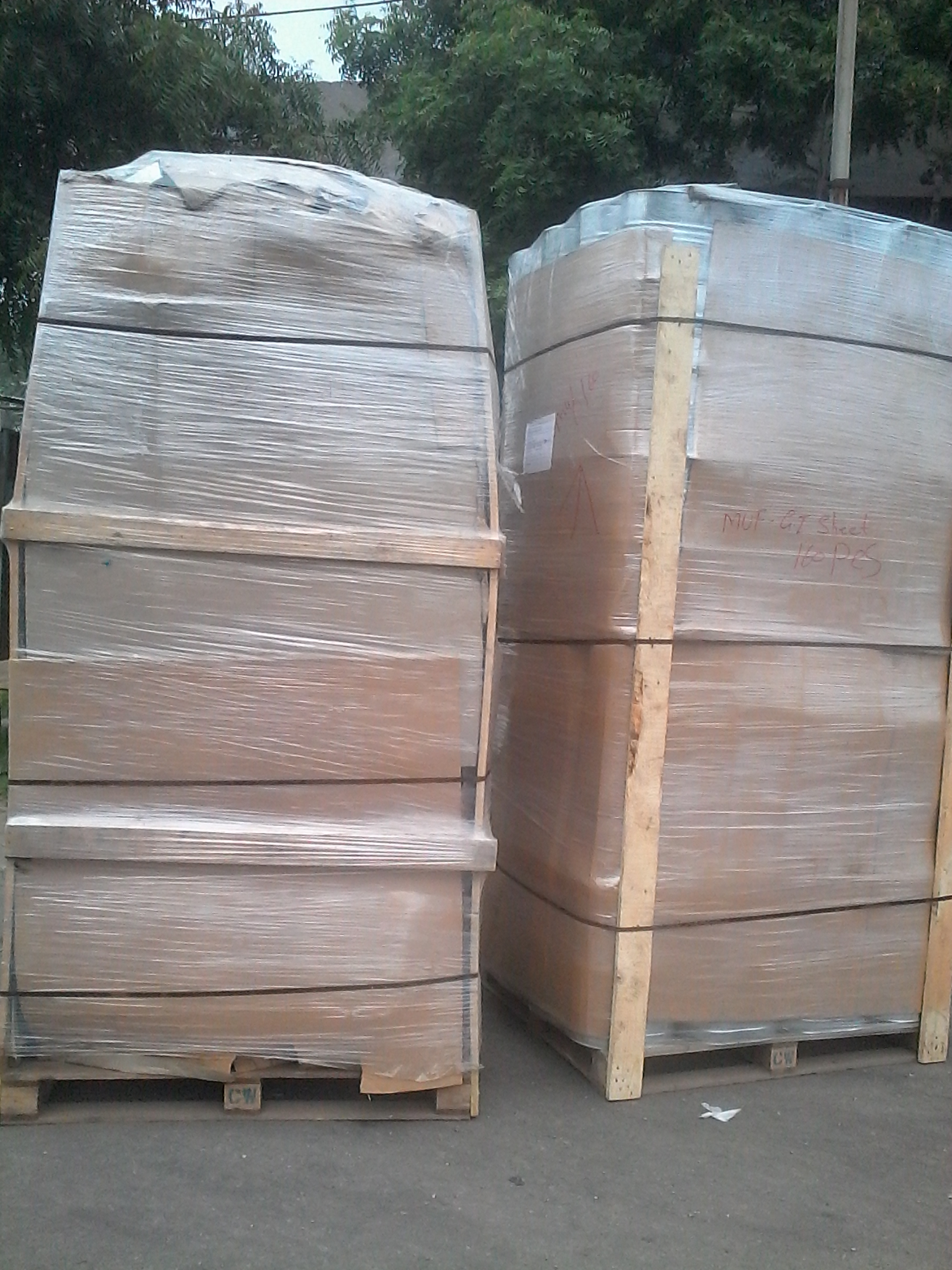 Galvanised Buckets, Palletised